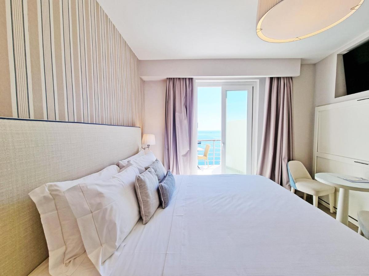 Hotel Plaza بورتو أتْسورّو المظهر الخارجي الصورة
