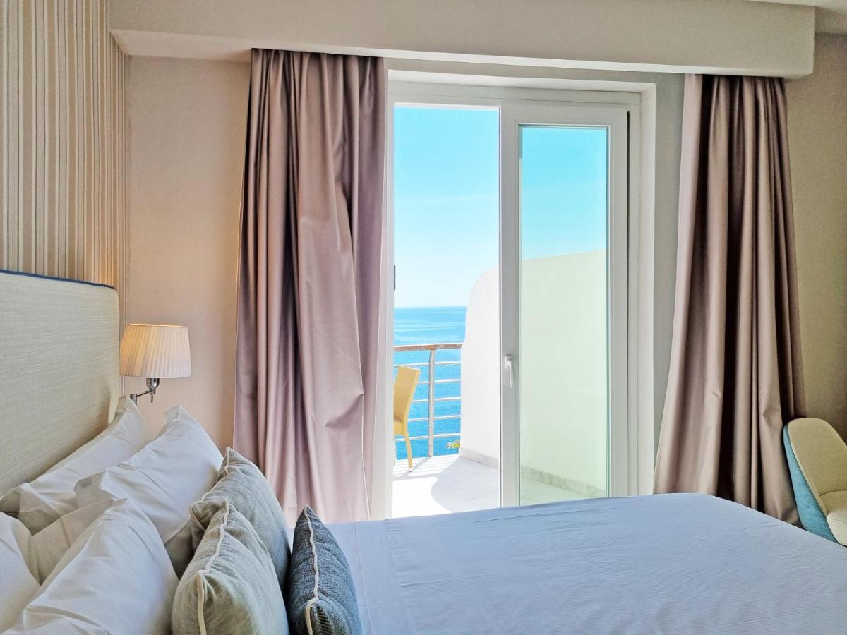 Hotel Plaza بورتو أتْسورّو المظهر الخارجي الصورة